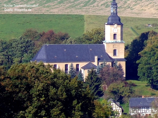 Kirchenheizung mit Sitzbankheizung und Rückenheizung Kirche Teichwolframsdorf
